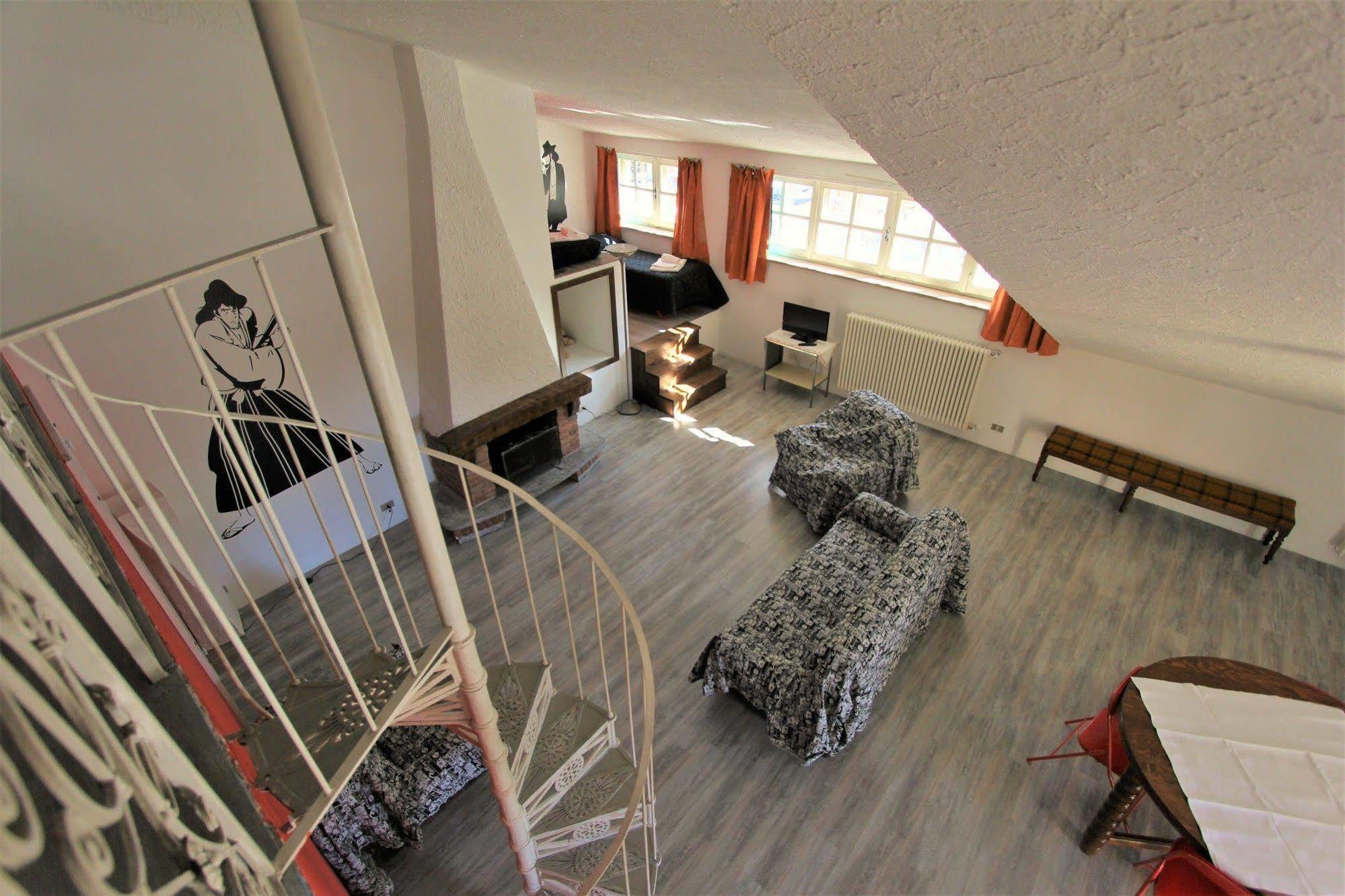 Residence Albergian Pragelato Buitenkant foto