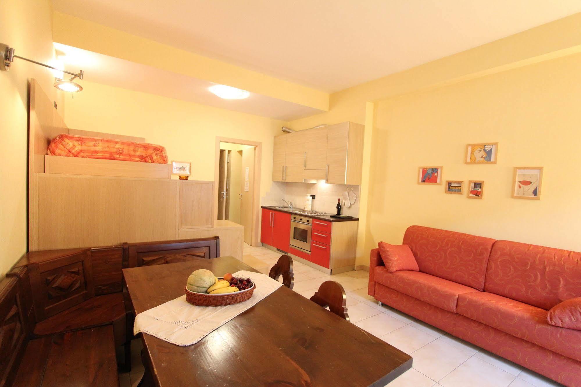 Residence Albergian Pragelato Buitenkant foto