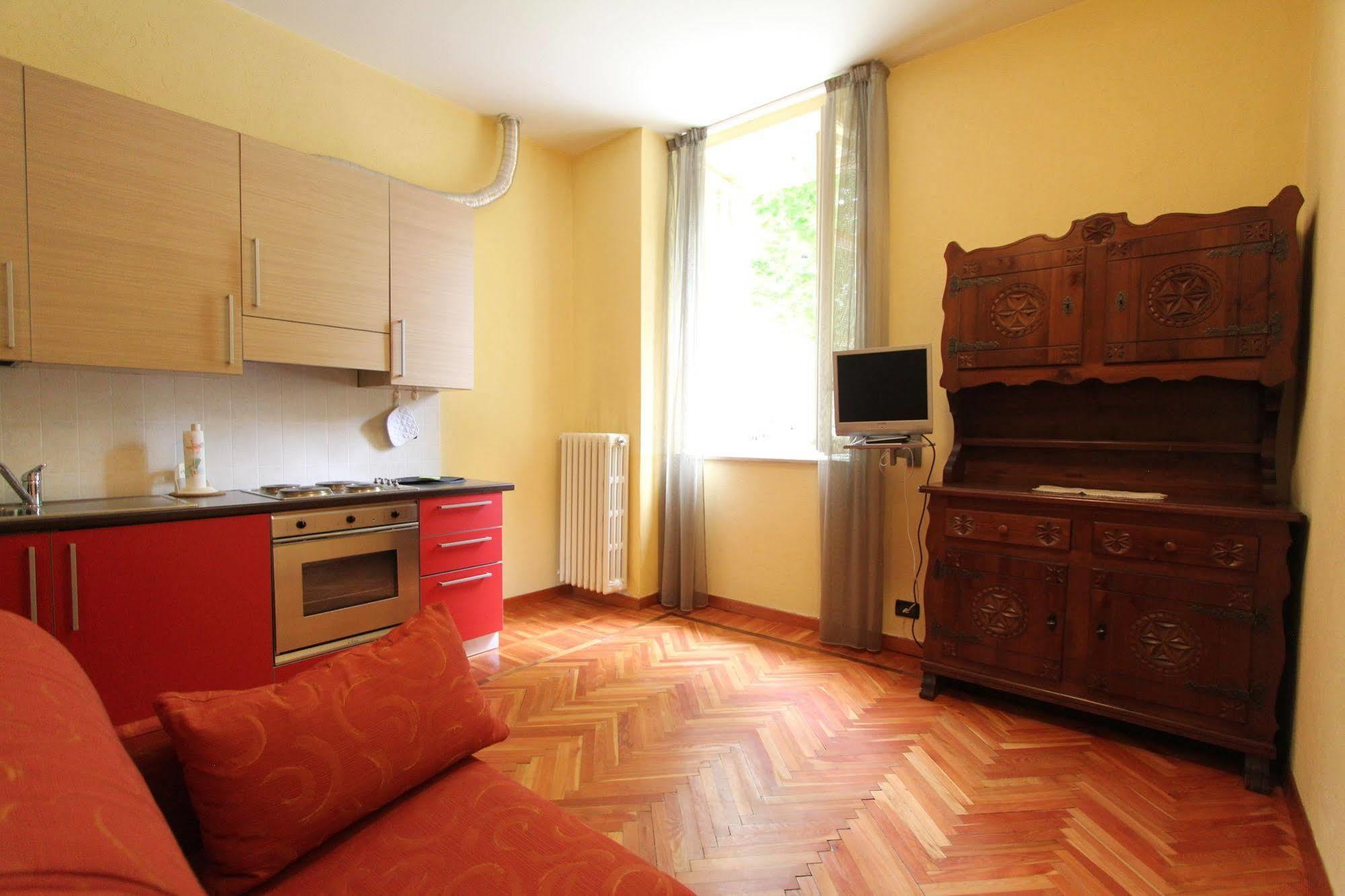 Residence Albergian Pragelato Buitenkant foto